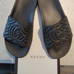 Womens Matelassé Rubber Slide Sandals - Size 38